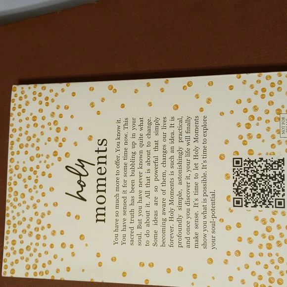 Holy Moments by Matthew Kelly - Picture 2 of 5